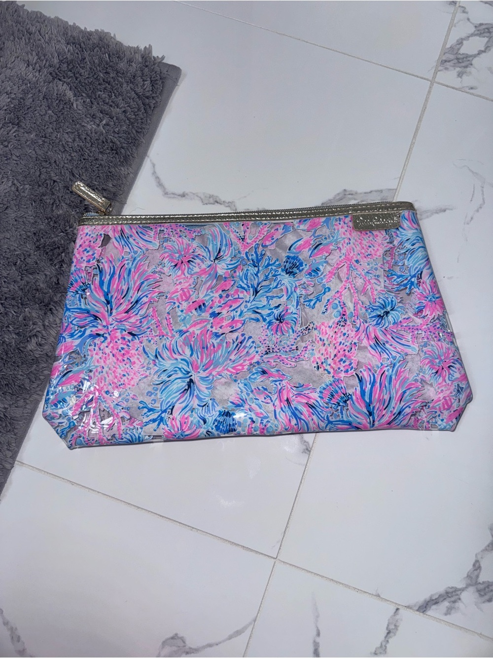 Large Lilly Pulitzer clear cosmetic pouch!